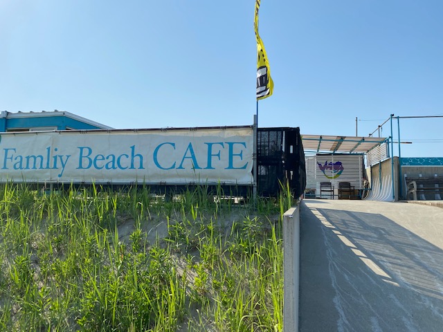 Air Family Beach Cafe 店舗写真